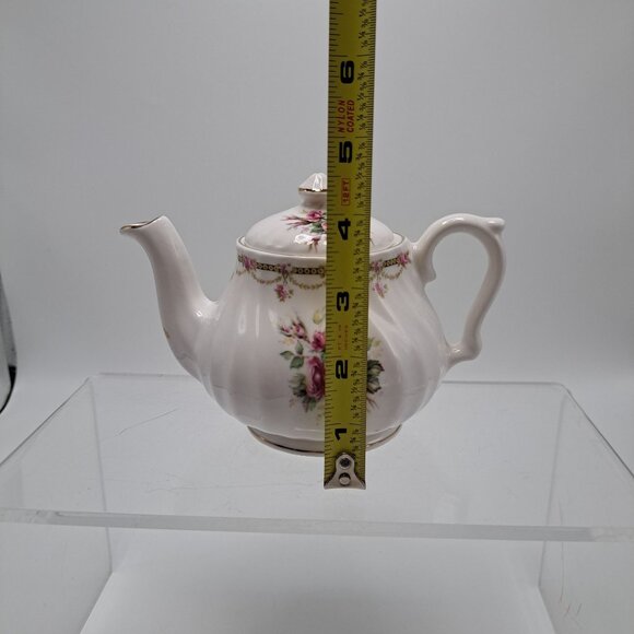 Golden Crown Fine Bone China Teapot With Pink Roses & Gold Trim - Picture 12 of 15